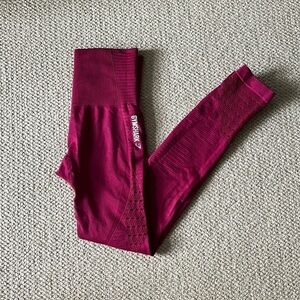 Red Gymshark leggings